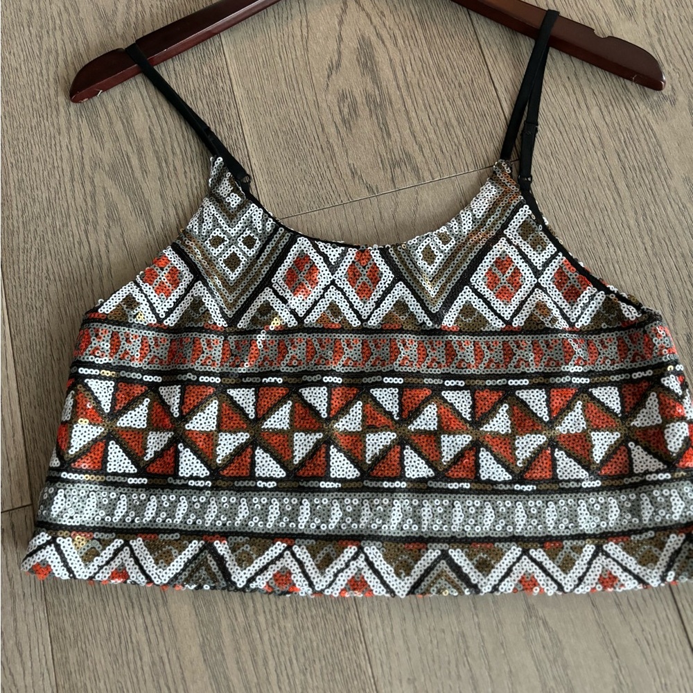 Ladies S sequin tank.